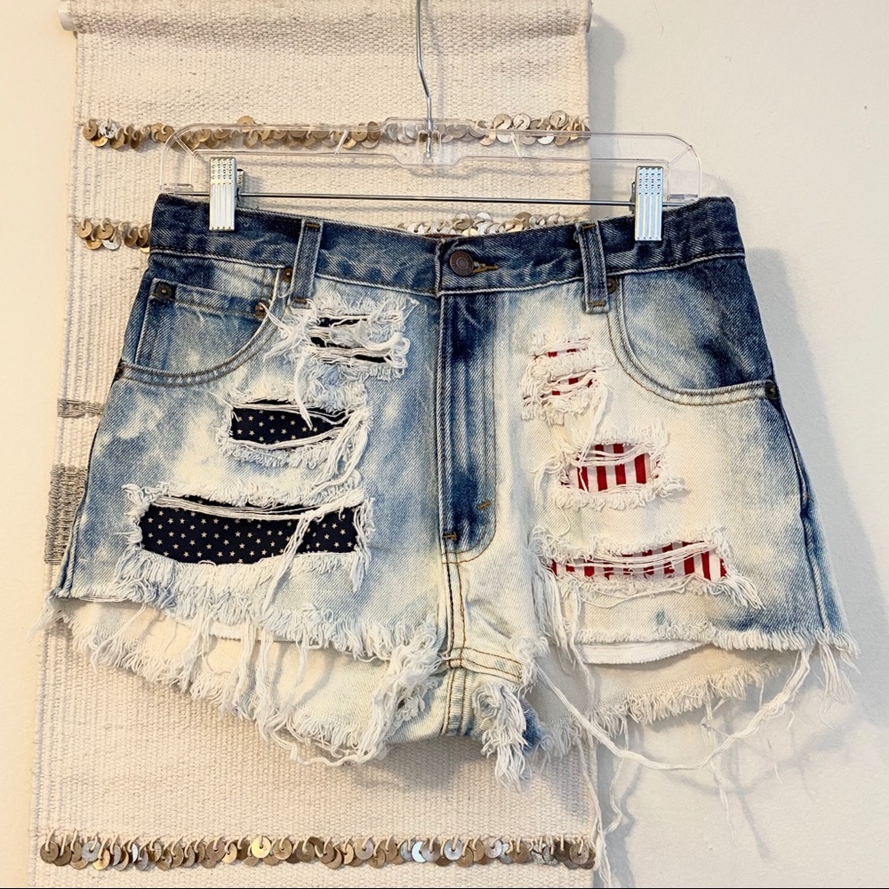 LEVI’S High Rise Distressed Denim Cutoff Shorts